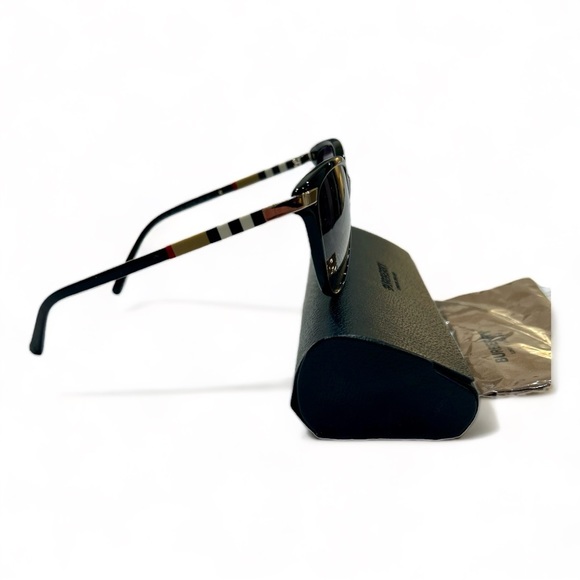 Like new BURBERRY BE4216F 30018G Black Gray Gradient - Picture 3 of 8